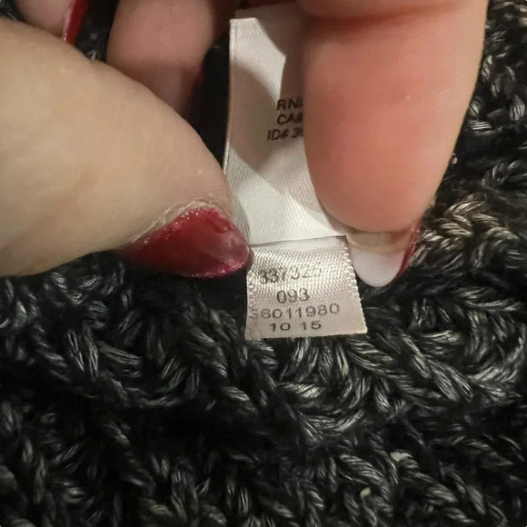 Victoria's Secret Gray Wool Blend Short Sleeve Knit Pullover‎ Sweater - Medium - Picture 4 of 6